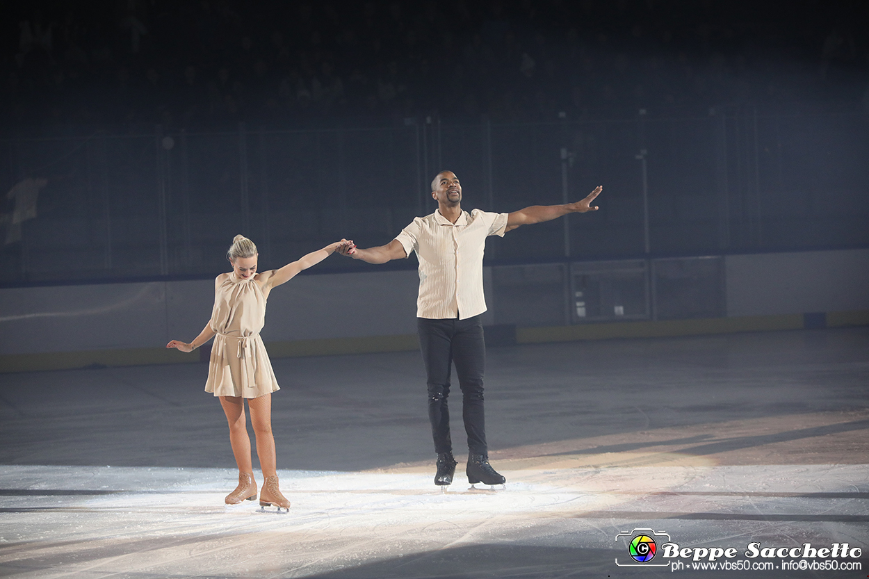 VBS_7626 - Dreams_on_ice.jpg